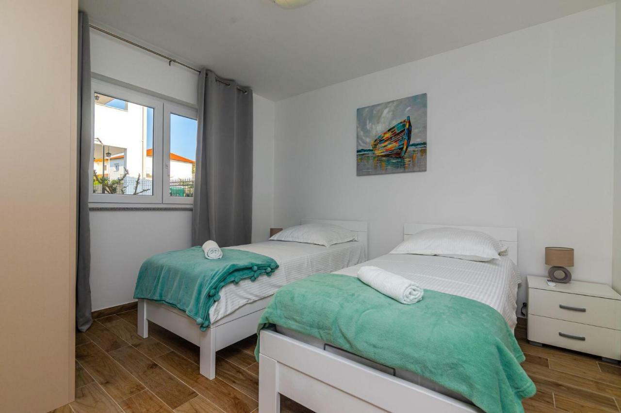 Holiday Home Mb Ražanj エクステリア 写真